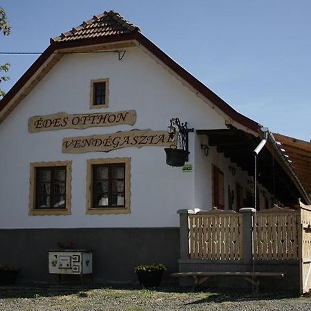 Édes Otthon Vendégház Nagyborzsony Extérieur photo