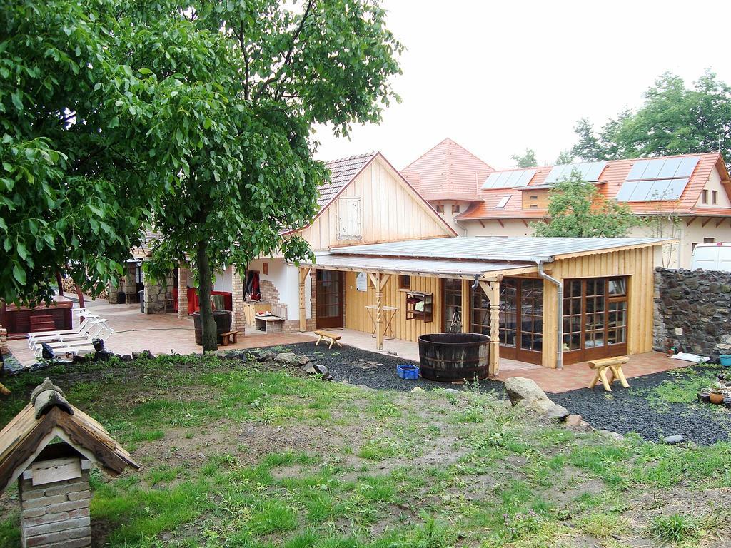 Édes Otthon Vendégház Nagyborzsony Extérieur photo